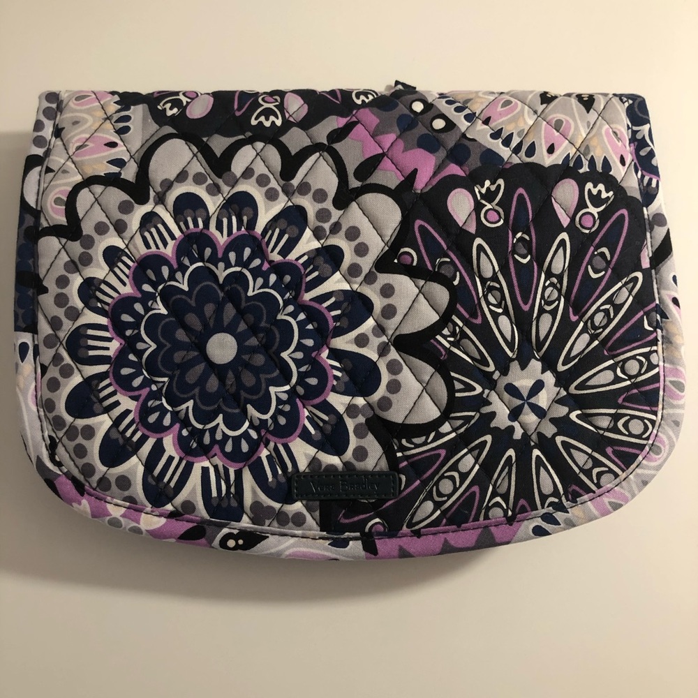 Vera Bradley hanging travel case organizer